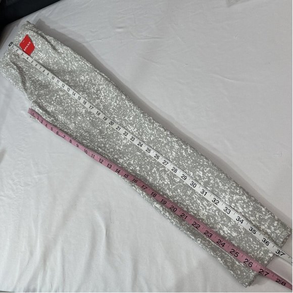 NWT $98‎ Spanx [ Small ] Ankle Jean-ish Leggings in Speckled Grey White - Picture 3 of 13